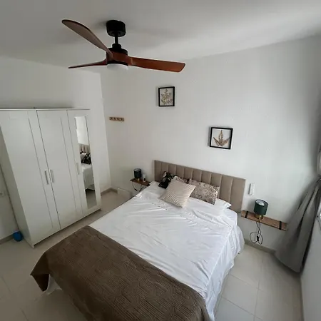 Apartment Sofia Holiday-150 M From Arenal *