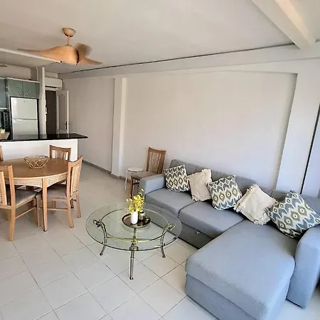 Sofia Holiday-150 M From Arenal With Parking