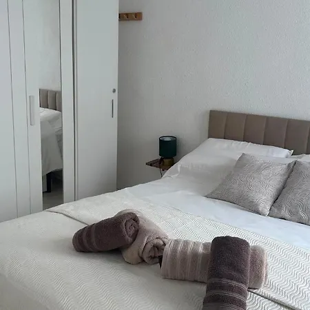 Calpe Sofia Holiday-150 M From Arenal Beach With Parking *